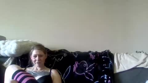 foxyfang online show from February 2025 05:04:02 PM