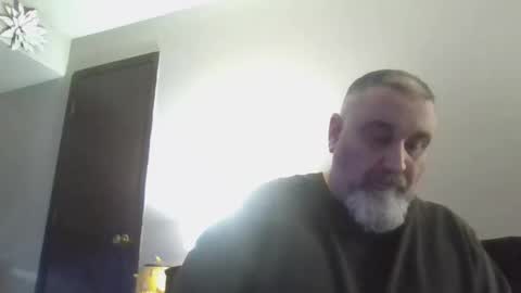 foxyfang online show from March 2025 03:08:01 AM