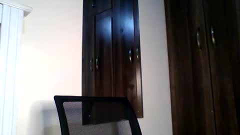 Kayla online show from September 2025 03:33:02 AM