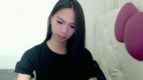 Snapshot of foxylicious_danielax chatting on November 2025 01:47:01 AM Daniela online show from November 2025 01:47:01 AM