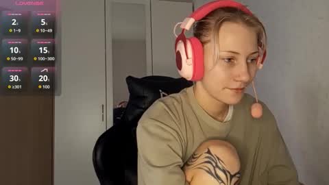 Kate online show from November 2025 08:14:02 AM