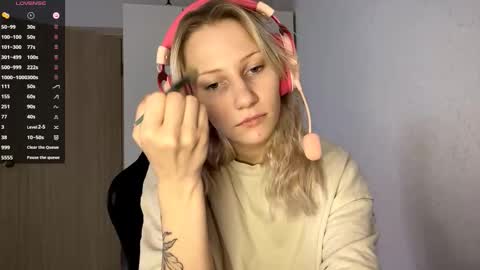 Kate online show from November 2025 08:39:02 AM