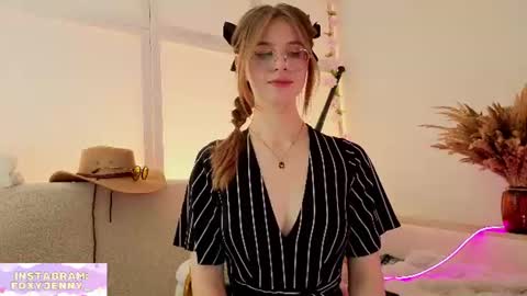 foxysecret_ online show from July 2026 07:17:02 PM