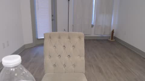 Angel online show from February 2025 09:58:01 PM