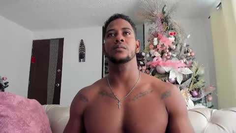 IM FRAIDER online show from December 2024 01:39:01 PM