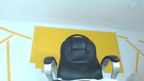 Fran online show from February 2025 11:00:02 PM