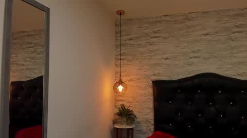          online show from February 2026 02:32:01 AM