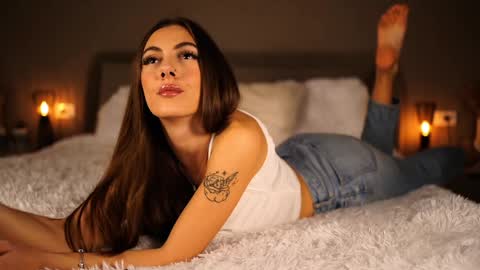 Franci online show from January 2025 04:59:02 PM