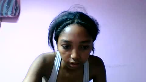 Snapshot of francia333068 chatting on June 2026 05:33:02 AM francia333068 online show from June 2026 05:33:02 AM