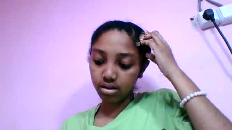 Snapshot of francia333068 chatting on July 2026 08:16:01 AM francia333068 online show from July 2026 08:16:01 AM