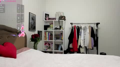 Francis online show from March 2026 01:04:02 PM