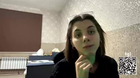 Melissa online show from November 2025 08:20:01 PM