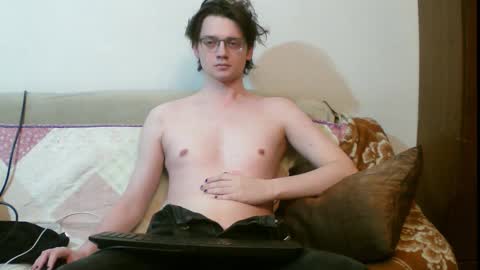 Snapshot of francisgray chatting on February 2026 10:06:02 PM Frank online show from February 2026 10:06:02 PM