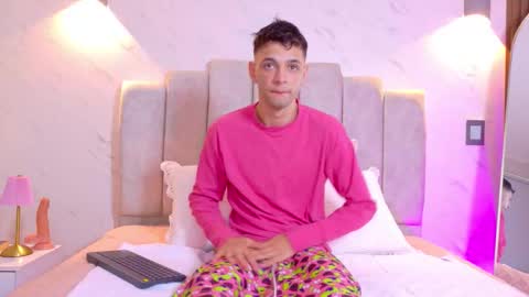 Franco online show from October 2025 08:41:01 PM