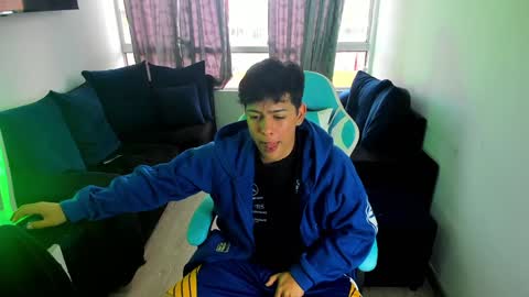 frank online show from January 2025 09:29:02 PM