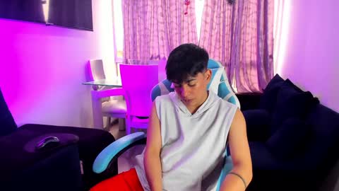 frank online show from February 2025 09:40:01 PM