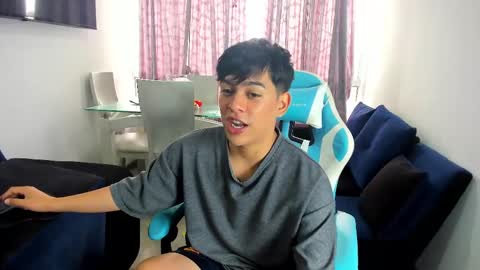 frank online show from February 2025 07:16:01 PM