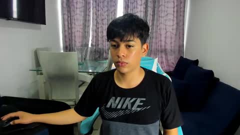 frank online show from February 2025 10:37:01 PM