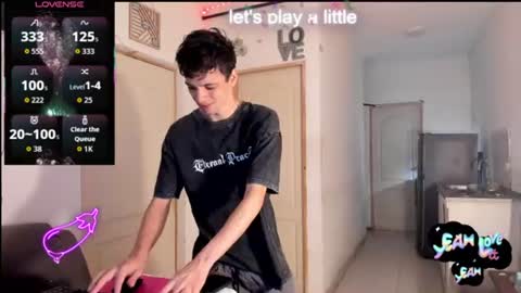 Snapshot of franco_taylor chatting on August 2026 04:47:02 AM Franco taylor online show from August 2026 04:47:02 AM