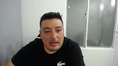 Juan online show from November 2025 03:42:02 AM