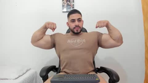 frank_foxx1 online show from October 2025 03:48:01 AM