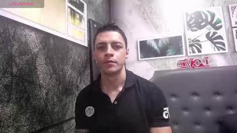 Frank online show from February 2025 12:27:01 PM