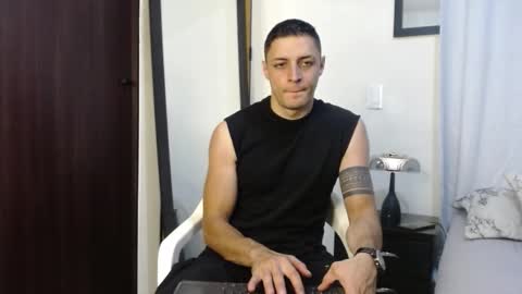 Snapshot of frank_millers chatting on February 2026 12:48:02 AM Frank online show from February 2026 12:48:02 AM