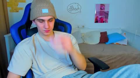 Frank online show from March 2025 09:23:02 AM