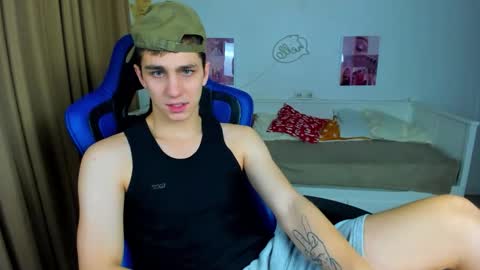 Frank online show from December 2025 05:26:01 AM