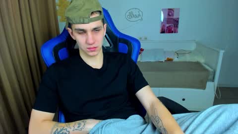 Frank online show from March 2026 05:15:02 AM