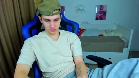 Frank online show from March 2026 05:44:01 AM