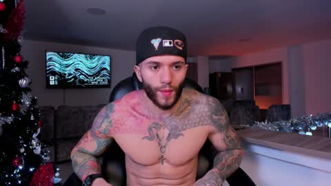 Frank Farrell. Hey remember to give me a thumbs up Ty online show from December 2024 06:02:02 AM