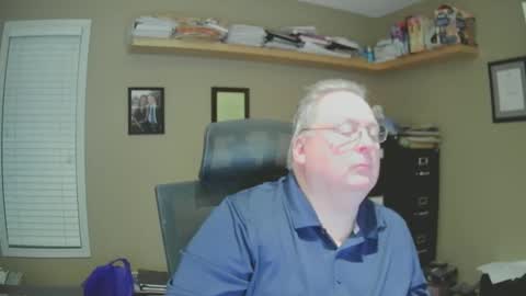 Snapshot of frankie6207 chatting on December 2024 06:47:01 AM frankie6207 online show from December 2024 06:47:01 AM