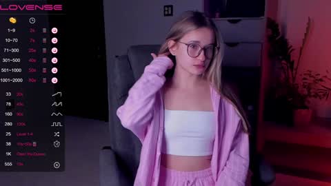 Frann online show from January 2025 03:47:01 PM