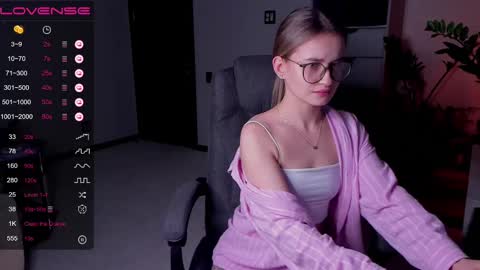 Frann online show from February 2025 07:30:01 PM