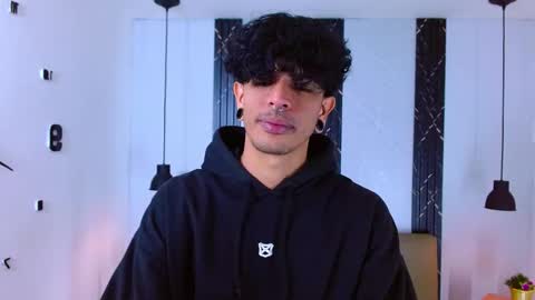 Snapshot of franvill_trato chatting on September 2025 07:52:01 PM Franvill trato online show from September 2025 07:52:01 PM