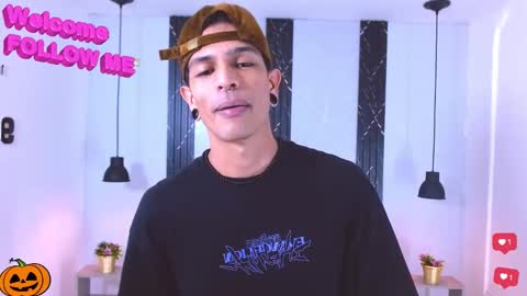 Snapshot of franvill_trato chatting on October 2025 08:51:02 PM Franvill trato online show from October 2025 08:51:02 PM