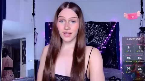 I am franzeva  online show from September 2025 06:48:02 AM