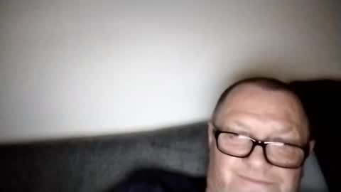 Wolfi online show from February 2025 07:42:02 AM