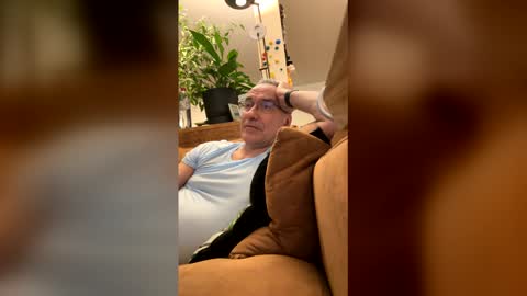 fravka online show from March 2026 11:23:02 PM