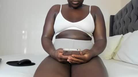Snapshot of freaky_maria chatting on December 2024 04:09:01 AM Maria online show from December 2024 04:09:01 AM