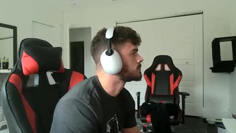 freakyfitking online show from January 2025 07:50:01 PM