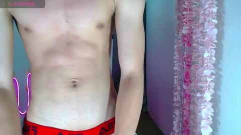 Snapshot of freakymarkxxx chatting on May 2026 02:47:01 PM Mark online show from May 2026 02:47:01 PM