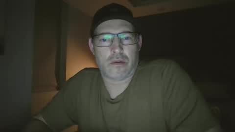 Snapshot of fred177771558049 chatting on April 2026 02:44:02 AM fred177771558049 online show from April 2026 02:44:02 AM