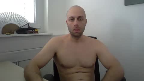 freddow online show from October 2025 01:35:02 PM