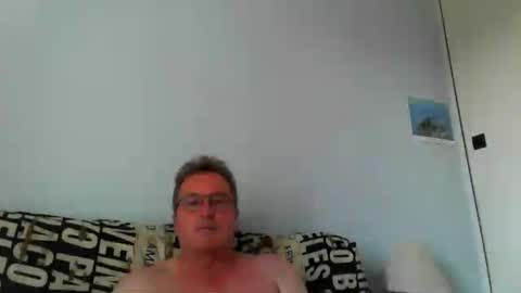 freddy9509 online show from June 2026 04:33:02 PM