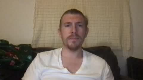 Snapshot of freddyfootball chatting on May 2026 01:57:02 AM Freddy Foot Balls online show from May 2026 01:57:02 AM