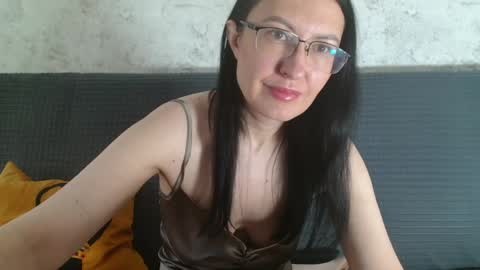 Snapshot of frederica_ chatting on June 2026 08:57:01 AM frederica_ online show from June 2026 08:57:01 AM