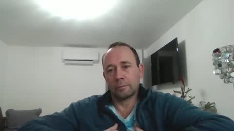 fredodu41 online show from December 2024 09:33:02 AM