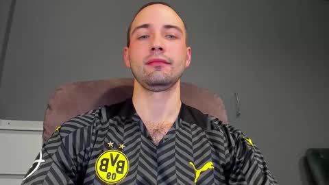 Andrew online show from November 2025 04:38:01 PM